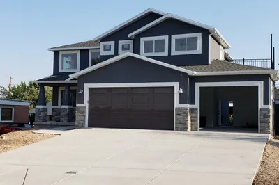 Craftsman Style House Plan - 4 Beds 2.5 Baths 2313 Sq/Ft